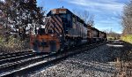 WE 7003 comes off the Wheeling onto the EL.